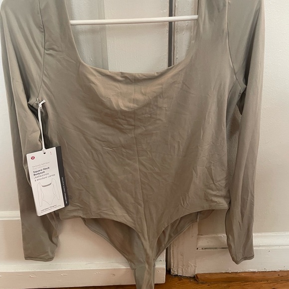 NWT lululemon square neck long sleeve  bodysuit - Picture 4 of 7